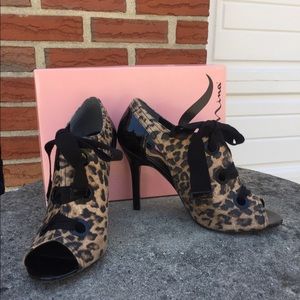 Shoes and more shoes